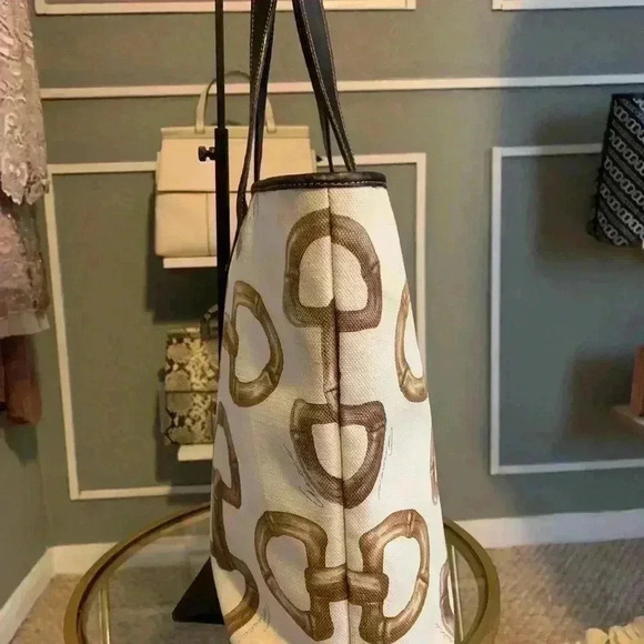 Gucci Vintage Tote Bag Canvas Leather Horsebit Logo  Pattern Beige and Brown. - Picture 7 of 15